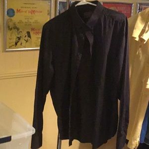 UNTUCKit black dress shirt